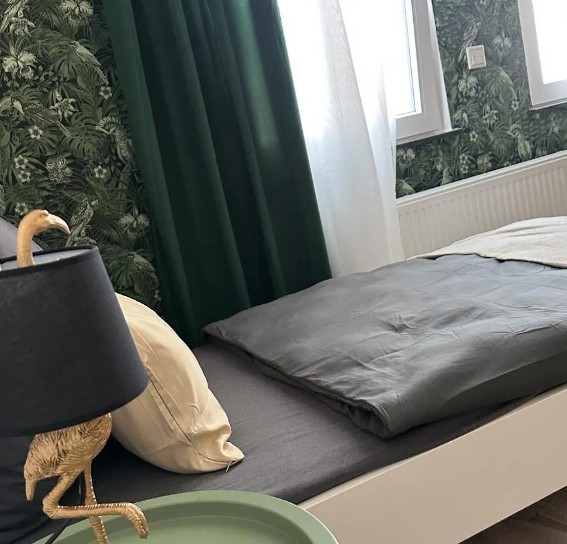 Premium-Apartment Im Duisburger Sueden, Naehe Duesseldorf Flughafen & Messe, Komplett Ausgestattetes Apartment Mit Modernen Altbau-Flair Germany